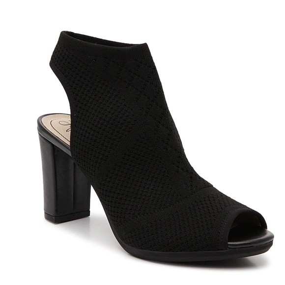 Life Stride Shoes - Size 10 Heeled Sandal Bootie